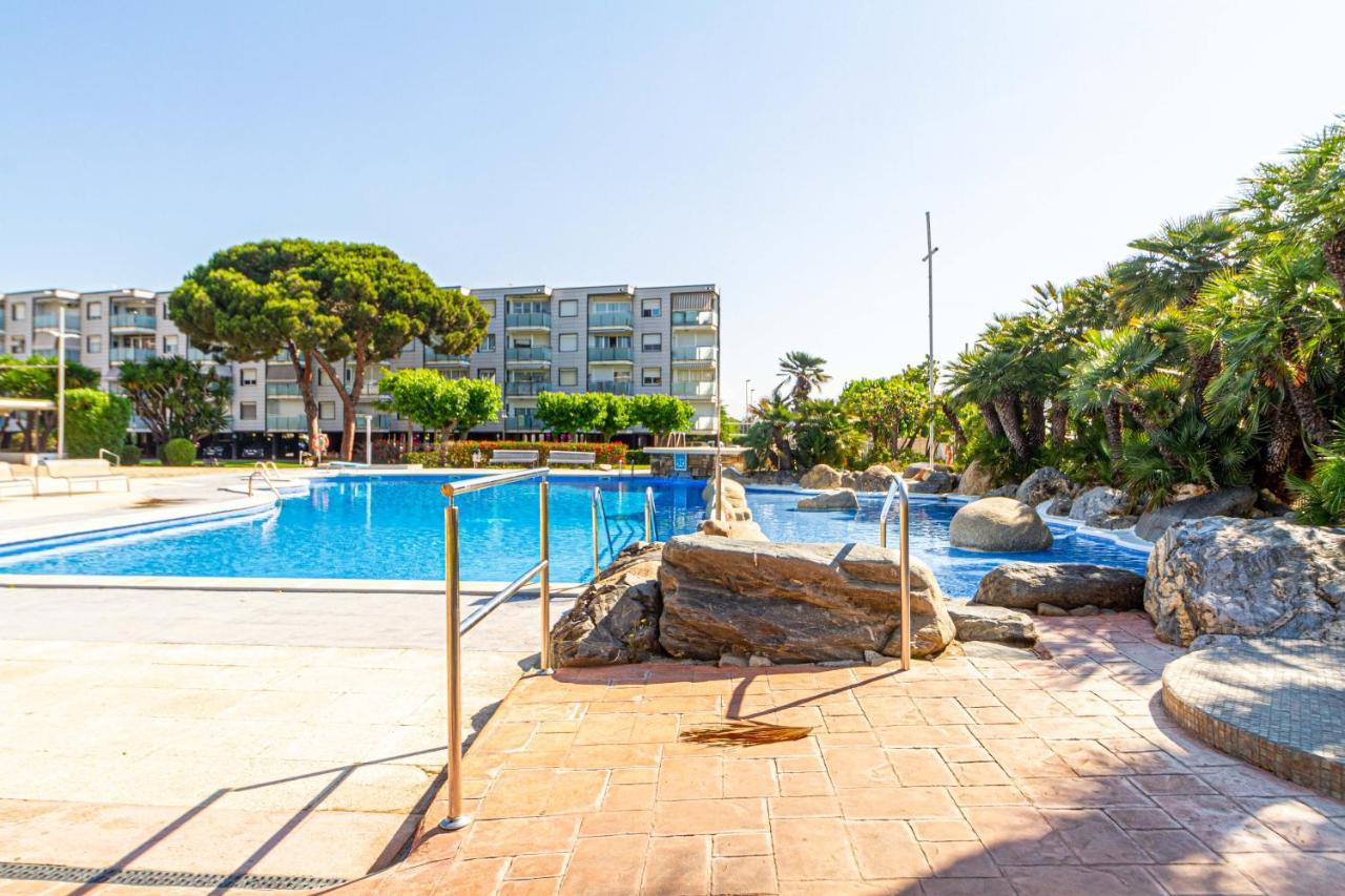 Residencial Costamar Next Bcn, 50M Beach With Swimming Pool Cabrera de Mar Exterior photo